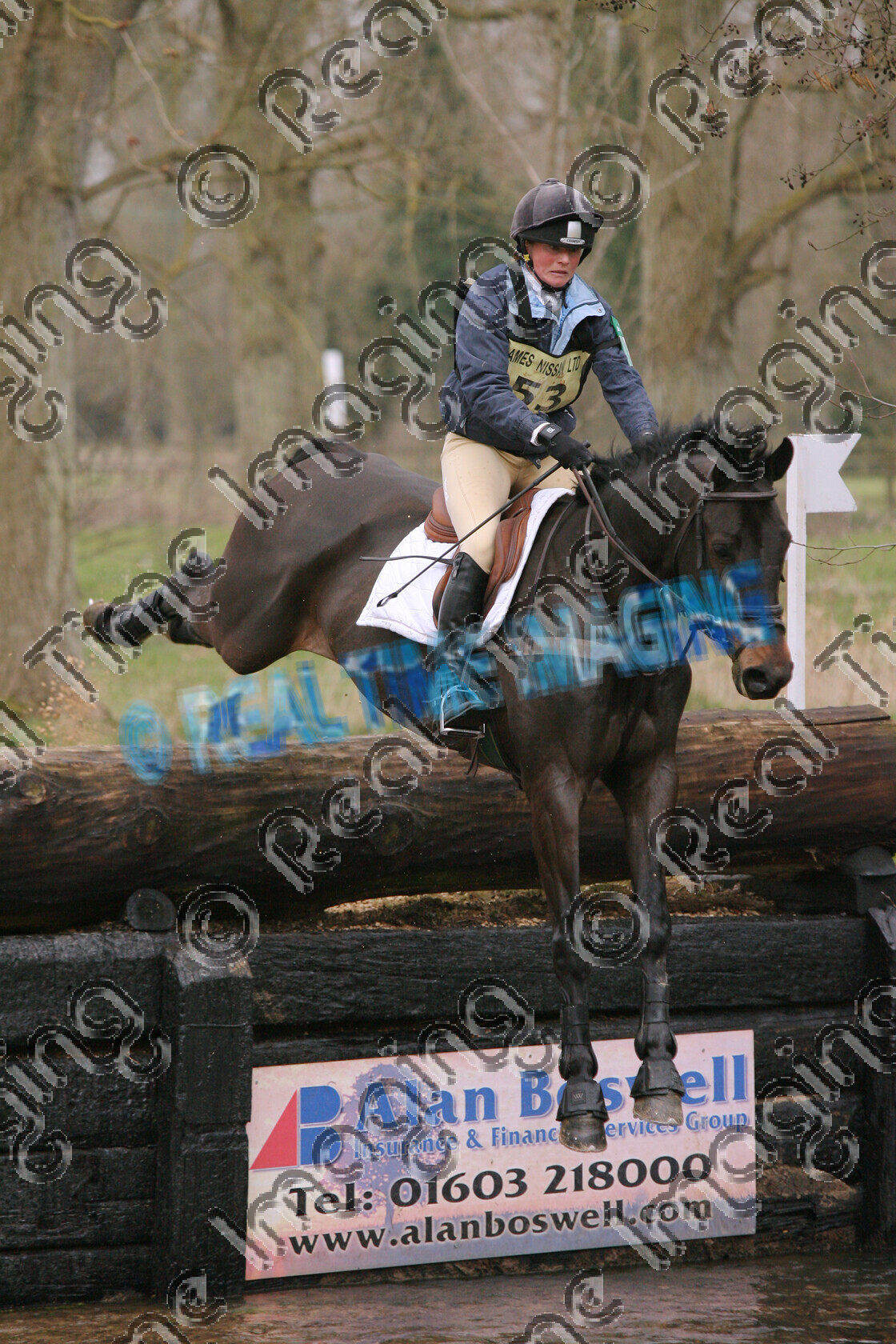 S07-05-02-246 
 Keywords: event eventing one day ODE cross country jump jumping action water Piggy French 53 San Calido bay gelding